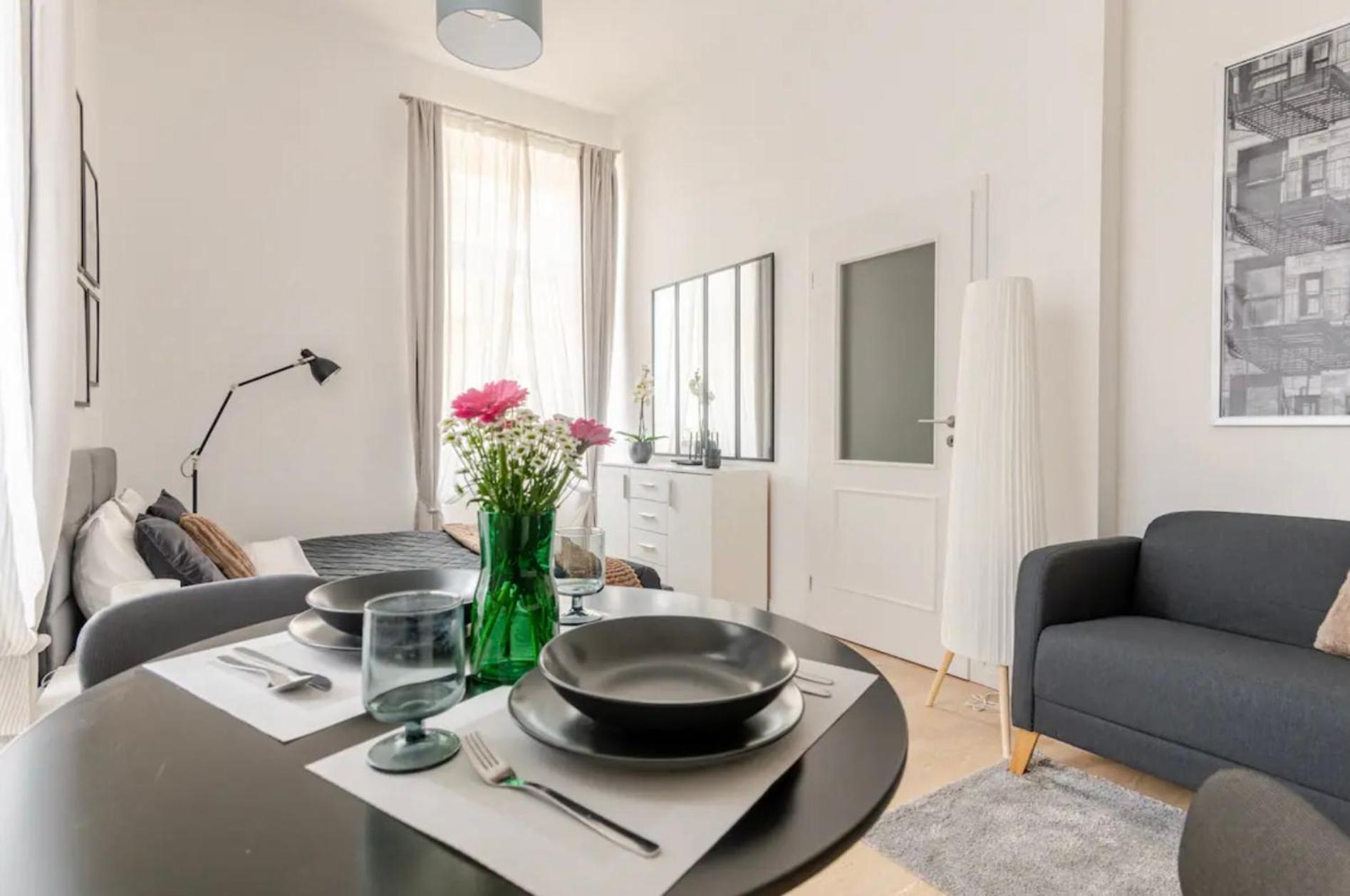Apartment New In 1 *